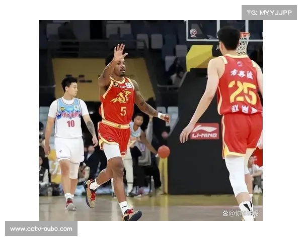 布朗谈承担进攻核心：做好准备，帮助球队取胜